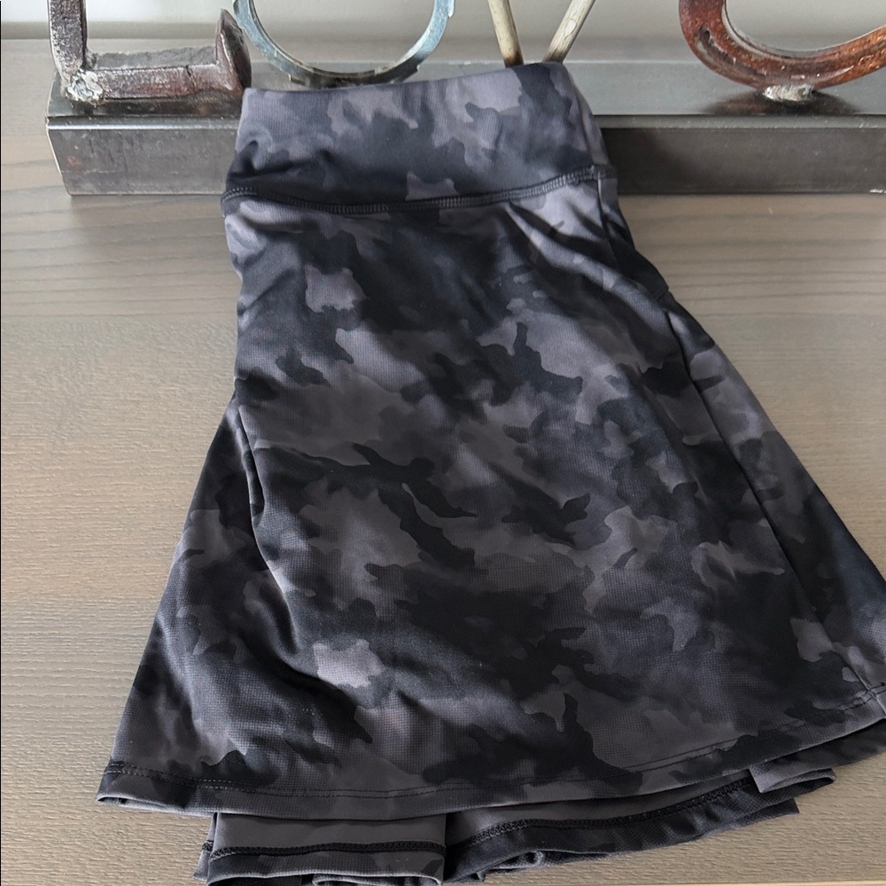 Stelle Black Camouflage Skort, size medium